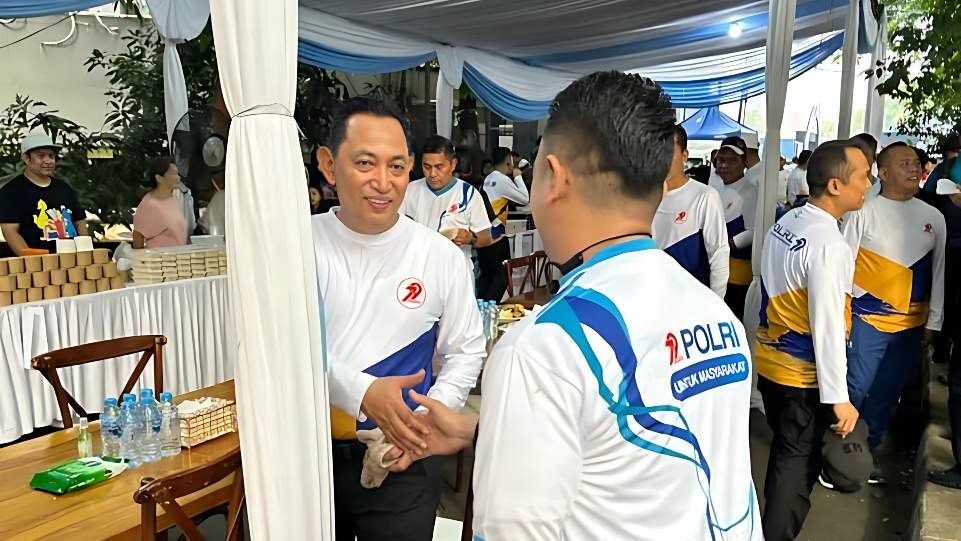 Aditya Yusma bersama Kapolri dan PJU Mabes Polri meriahkan CFD dalam rangkaian HUT Bhayangkara ke-79. (Dok. Istimewa)